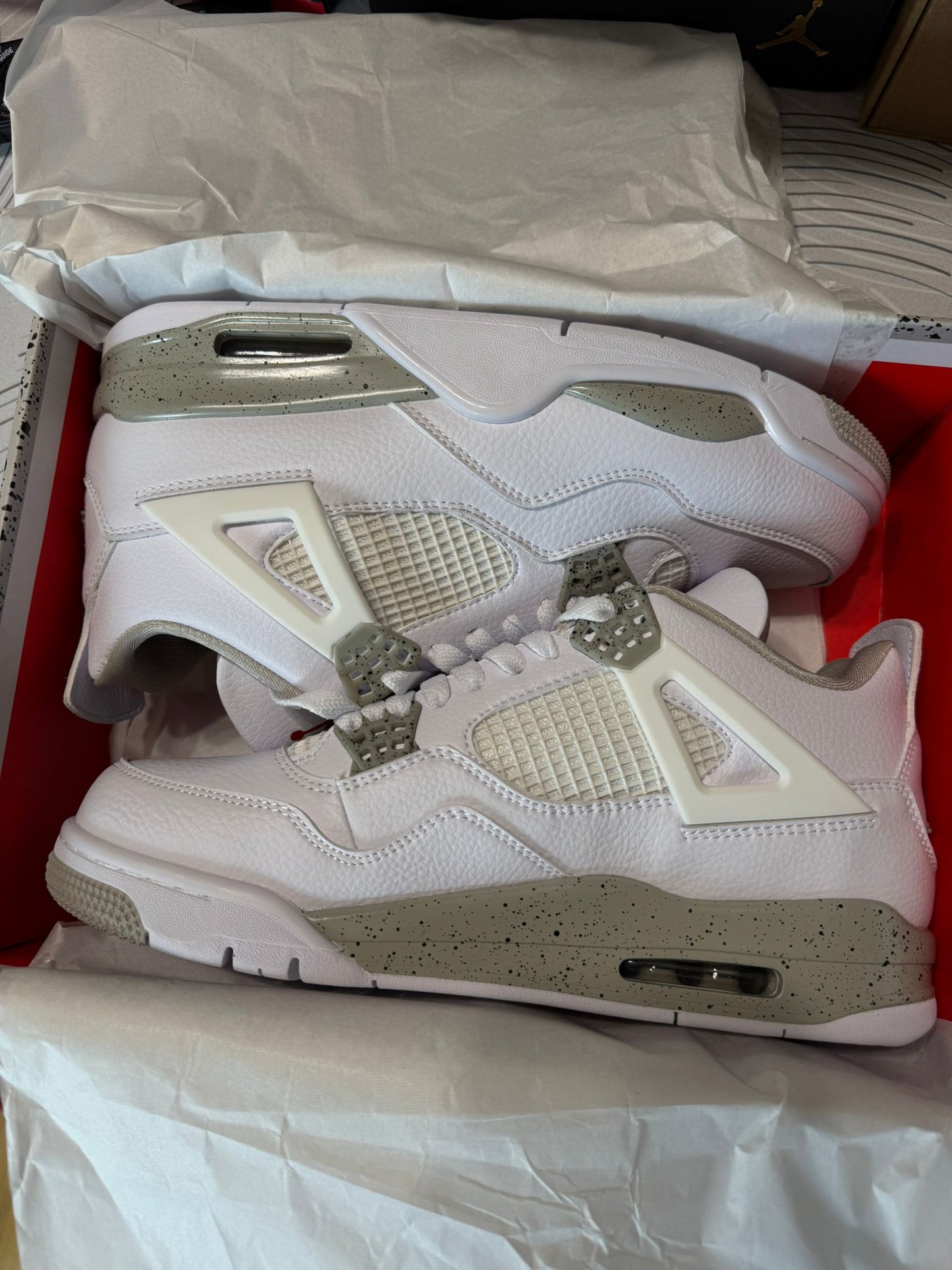 Jordan 4 "White Oreo"