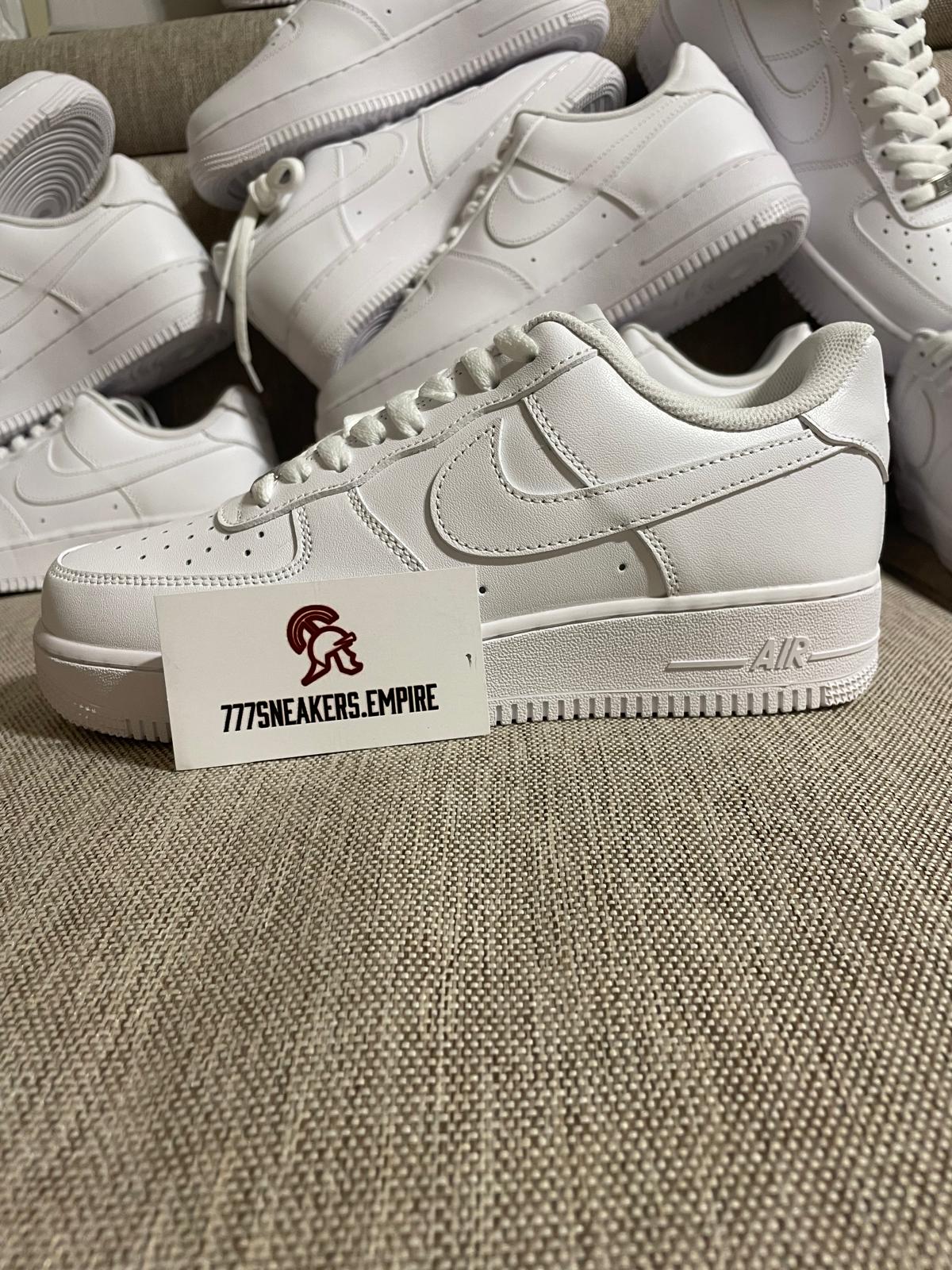 Nike Air Force 1 "Triple White"