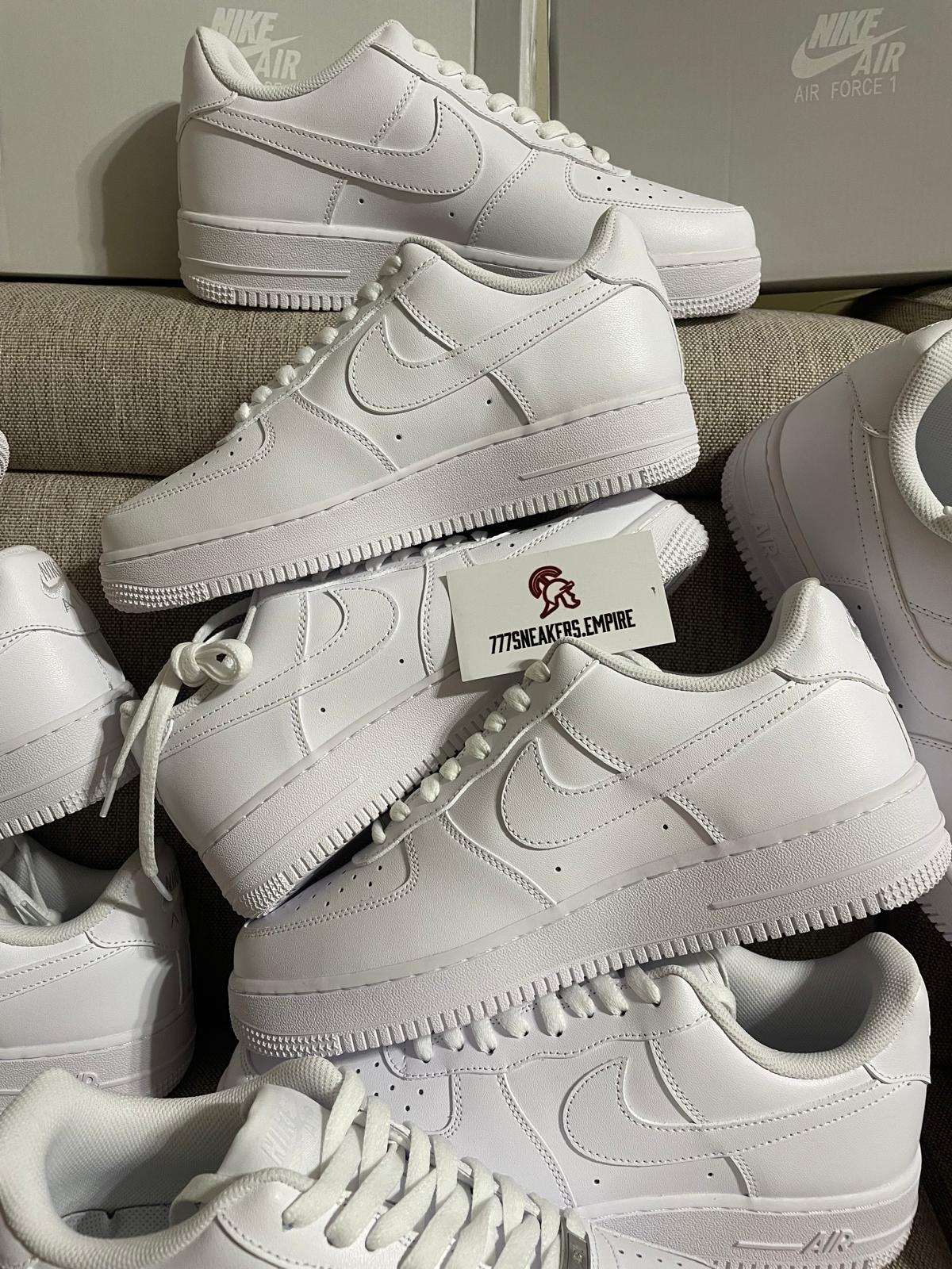 Nike Air Force 1 "Triple White"